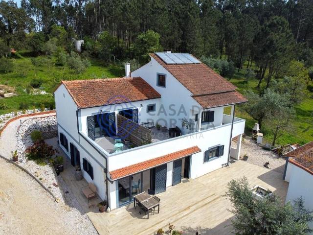 Complexo imobiliário de 3 moradias e piscina 498m² Freixianda, Ribeira de Fárrio e Formigais