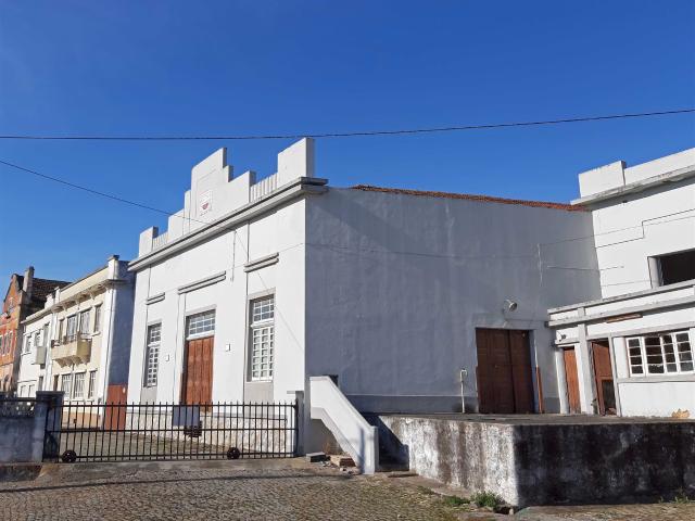 Complexo Industrial + Casa em Bombarral Ideal para Produçã. 432m² Bombarral e Vale Covo