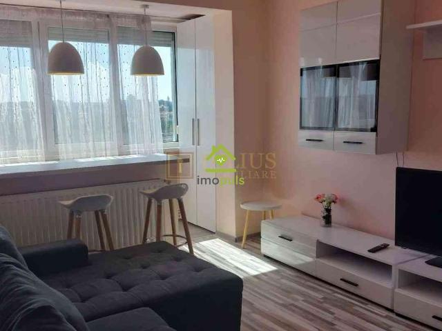 Complexul Studențesc| Apartament lux| 3 camere| centrala| lift| clima
