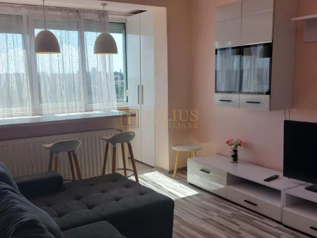 Complexul Studențesc| Apartament lux| 3 camere| centrala| lift| clima