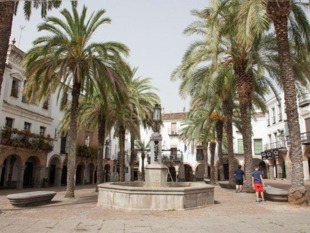 Complejo de Eventos en Alquiler con Gran Patio – Zafra Badajoz