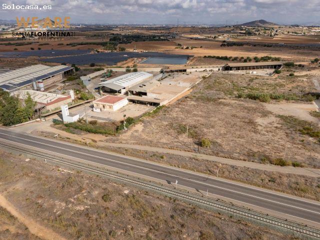 COMPLEJO INDUSTRIAL CON NAVES Y EQUIPAMIENTO