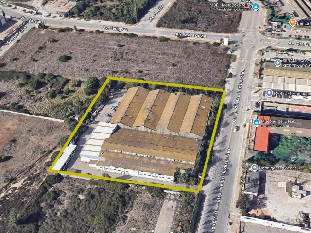 Complejo industrial en Polígono Industrial de Campamento – Carretera de las Industrias La Línea de la Concepción
