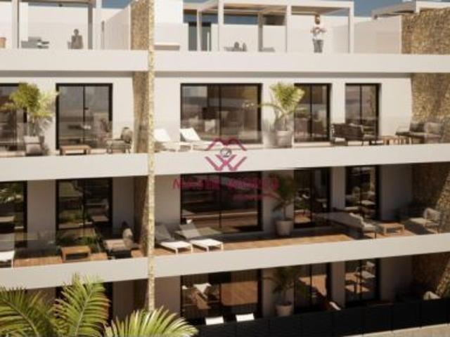 COMPLEJO RESIDENCIAL DE OBRA NUEVA CON VISTAS AL MAR EN FINESTRAT