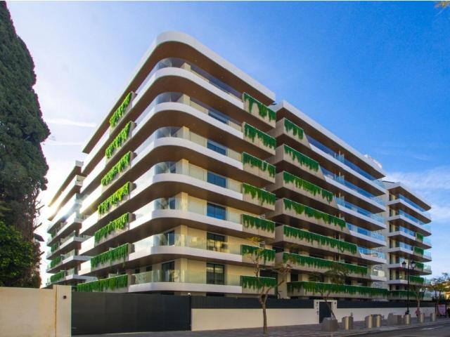 COMPLEJO RESIDENCIAL EXCLUSIVO FUENGIROLA