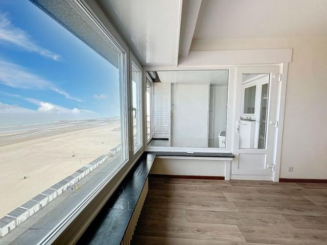 Compromis in opmaak! Appartement met subliem open zeezicht