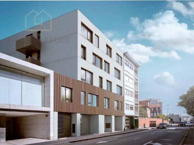 Comprar apartamento T1+1 com varanda e garagem no edifício S. 87m² Cedofeita, Santo Ildefonso, Sé, Miragaia, São Nicolau e Vitória