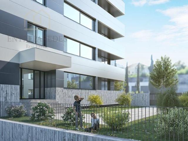 Comprar apartamento T1 com varanda, garagem e áreas generosa. 70m² Oliveira Do Douro
