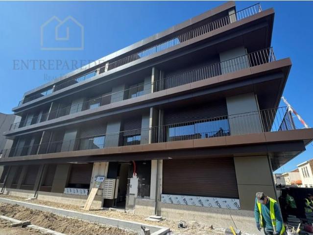 Comprar apartamento T1 com garagem, em Espinho Portugal 48m² Espinho