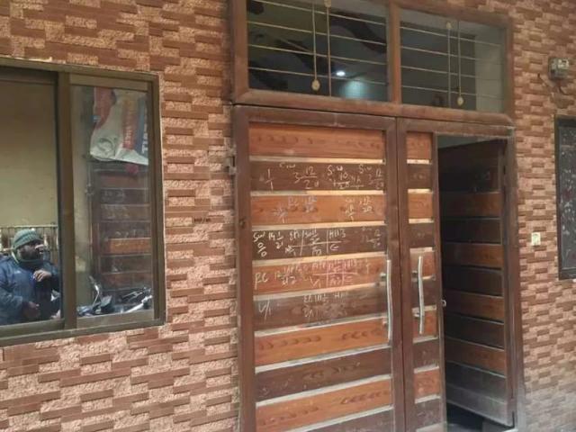 Contact Double storey opposite Orange train station Lahore Awan Town ID 55193