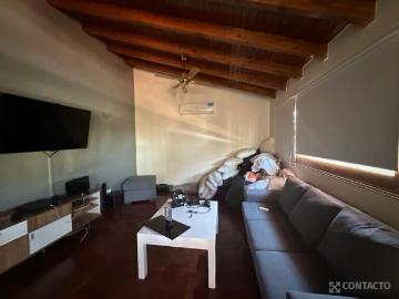Contacto propiedades vende imponente casa en barrio dalvian. En excelentado estado de conservacion reciclada en 2020