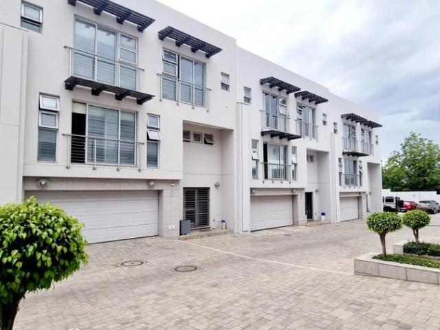 Contempary modern townhouse