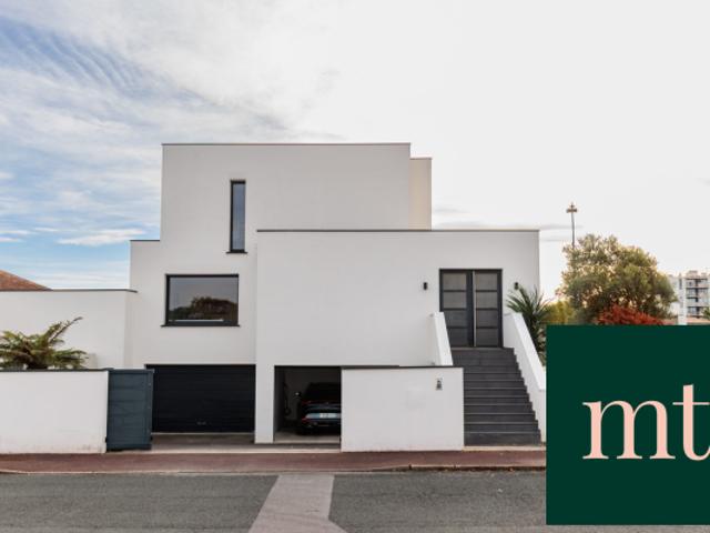 Contemporaine au coeur des 5 cantons