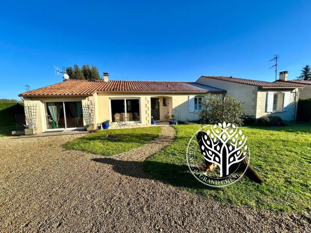 Contemporaine Confortable Aux Portes De Saintes 173m² Saintes