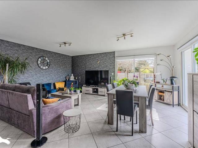 Contemporaine de 4 pièces principales