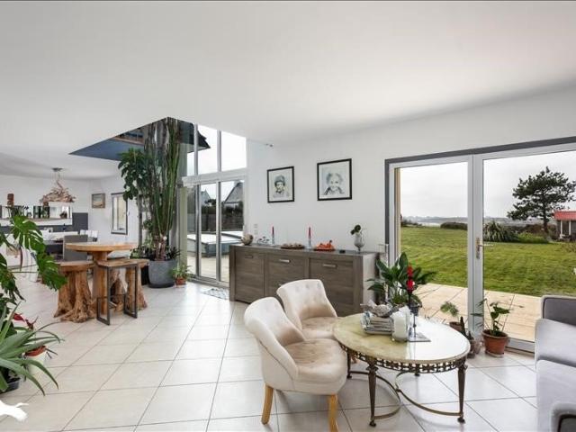 Contemporaine de 5 pièces principales