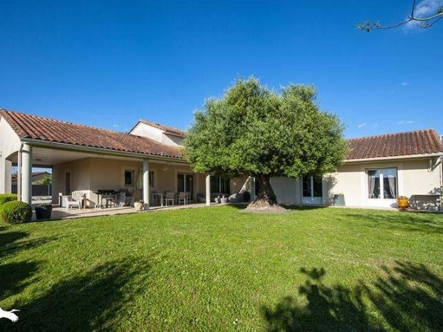 Contemporaine de 6 pièces principales