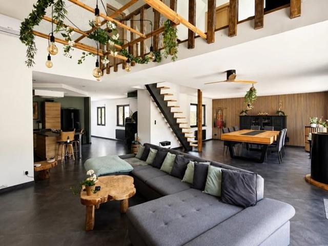 Contemporaine individuelle en semi plain pied