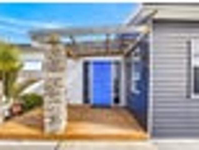 Contemporary Coastal Living