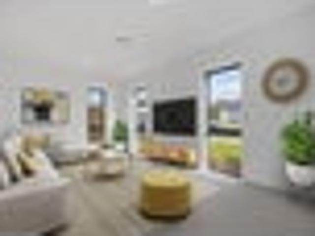Contemporary Coastal Living at Its Finest