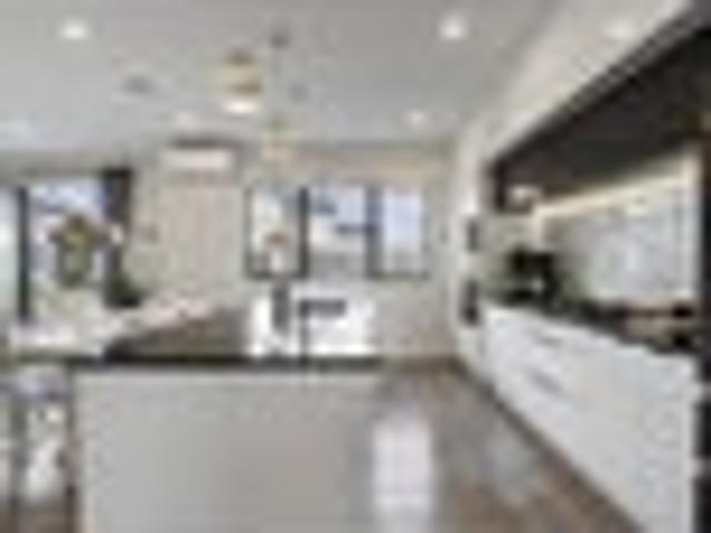 Contemporary Family Comfort