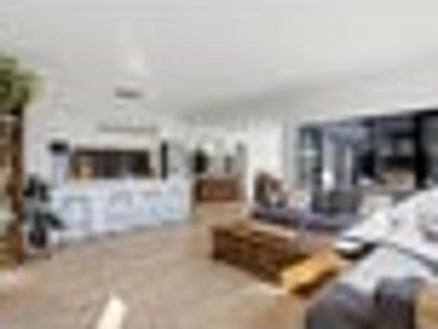 Contemporary Family Living with Rural Outlook
