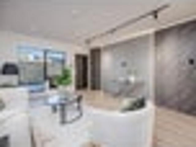 Contemporary Family Townhouse Awaits