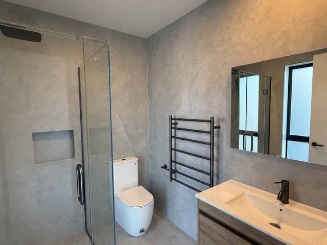 Contemporary Luxury Meets Tranquil Pondside Living