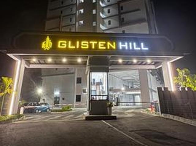 Contemporary Spacious Glisten Hill at Bukit Minyak