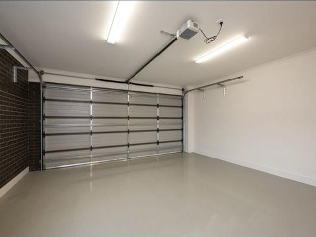 Contemporary Town House Living