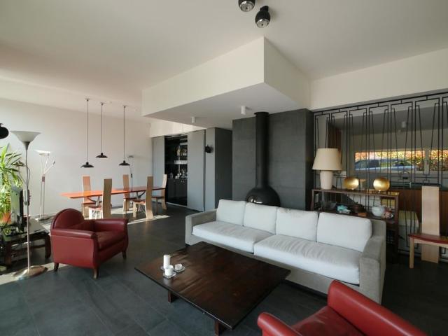 Contemporary villa in Vésenaz