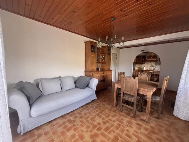 CONTES LA ROSEYRE BAS DE MAISON 2 PIECES MEUBLE EXTERIEUR
