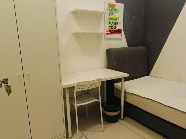 Continew kl | walk to mrt cochrane & trx nearby!