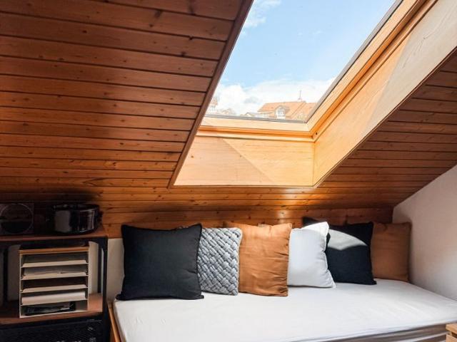 Contiguous House – Fixed Term Rental
