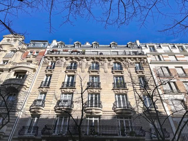 CONVENTION. DEUX CHAMBRES TRAVERSANT