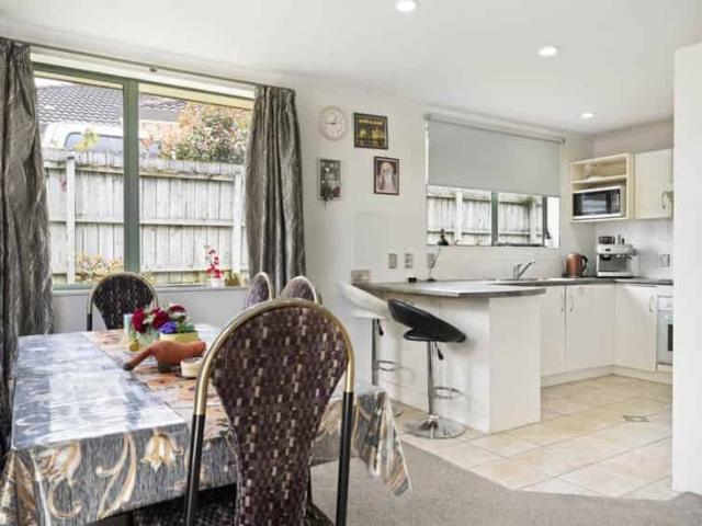 Convenient and Spacious living …