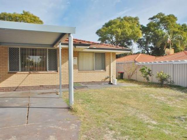 Convenient Dianella Duplex