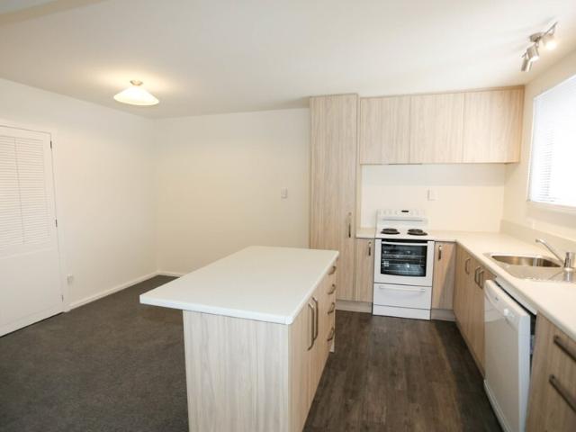Convenient Location in Somerfield 2 Bedroom and modern