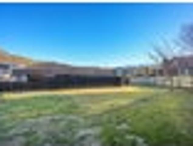 Convenient Location With Mountain Views