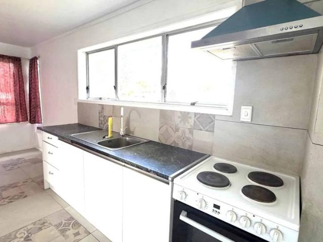 Convenient 3 Bedrooms House in South Auckland