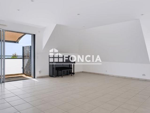 Concarneau Appartement T4 Dernier Etage Ascenseur Vue Mer Terrasses 3 places de parking privatives
