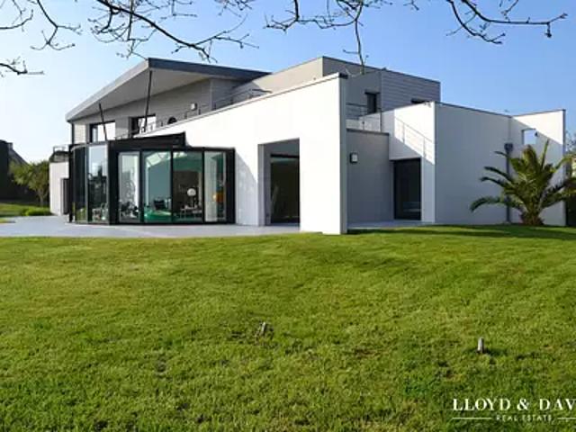Concarneau 29900 Achat / Vente maison 9 pièces t9 piscine terrasse