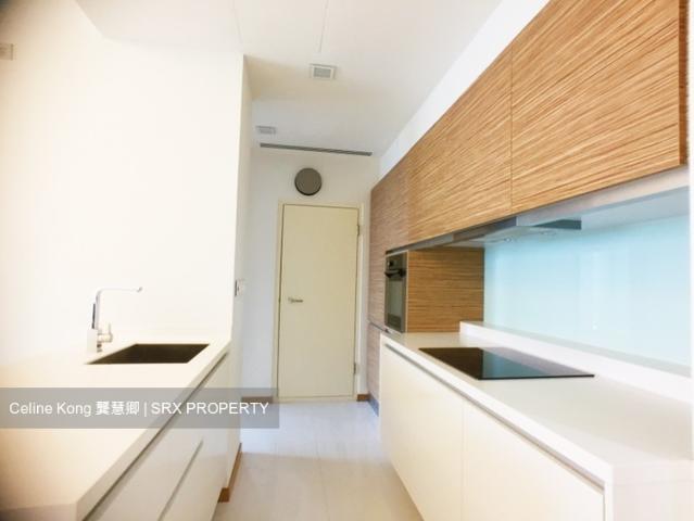 Concourse Skyline D7, Apartment