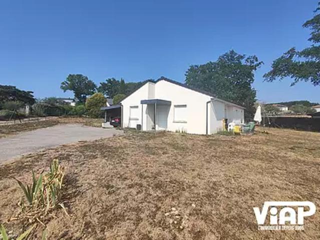 Condat sur Vienne 87920 Location maison 5 pièces t5 au dernier étage