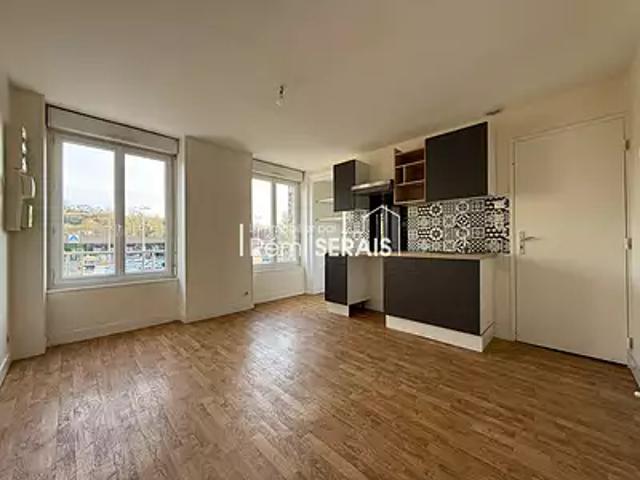 Condé sur Noireau 14110 Location appartement 2 pièces t2
