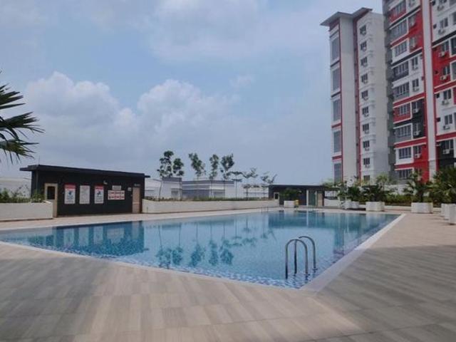 Condo 4 Bilik SerdangMutiara Residence Serdang5 Mins MRTUPM