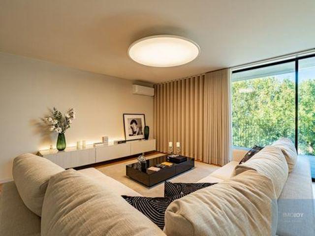 Condo 4 quarto, Vila Nova de Gaia Porto 4400 478 DLS100342239