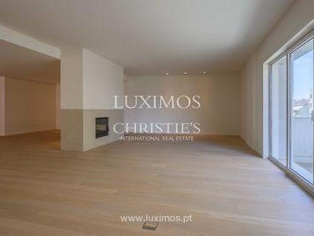 Condo 4 quarto, Antas e Paranhos PORTO DLS102774246