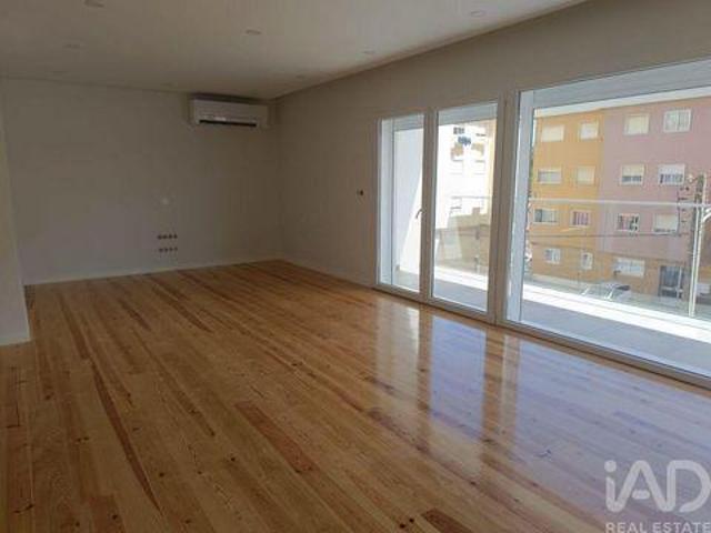 Condo 4 quarto, Cascais Lisboa DLS95928777