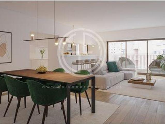 Condo 4 quarto, Faro Faro DLS98377630
